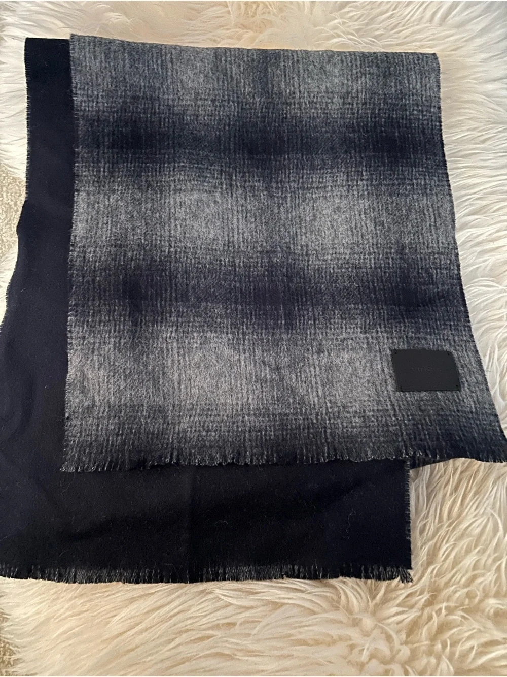 Vince Men’s Double-Face Merino Wool Cashmere Scarf – Navy Plaid
